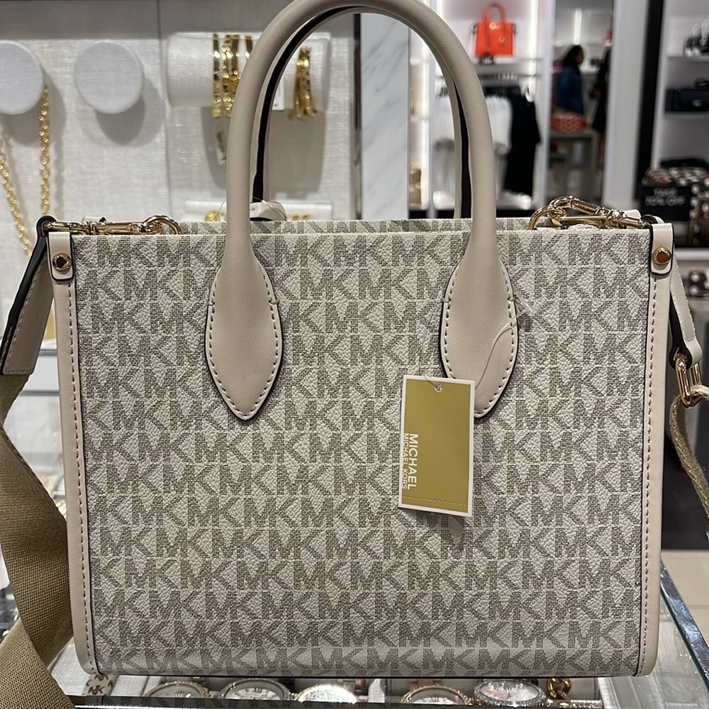 Michael Kors Mirella Small Signature Logo Crossbody Shopper TZ XBODY Bag
LT CRM - Picture 15 of 16